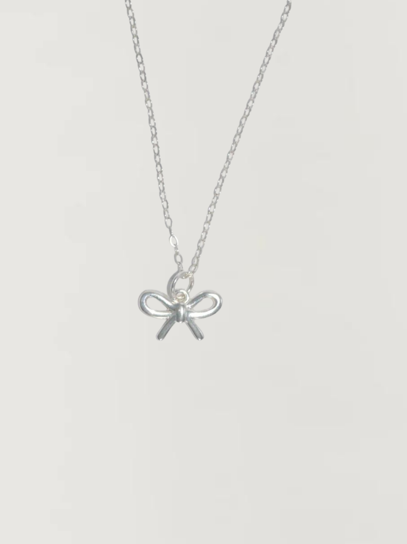 Baby Bow Necklace Silver
